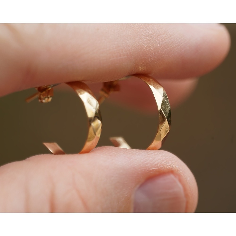 Vintage 14k Solid Yellow Gold Hoop Textured Diamond Triangle Pattern Earrings - Picture 1 of 7